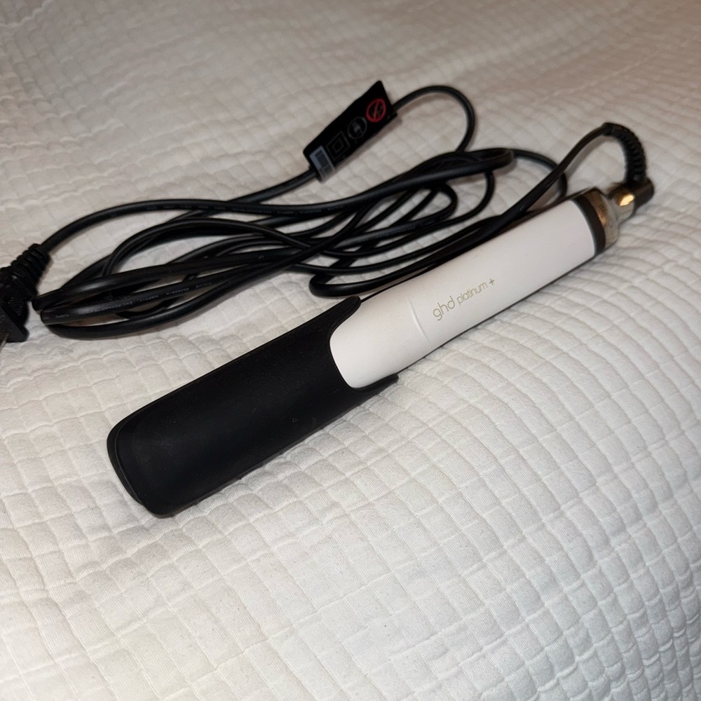 ghd Platinum+ Flat Iron 1”